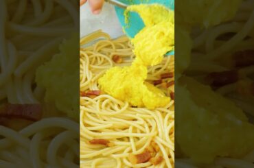 How to Make Spaghetti Carbonara Like a Roman