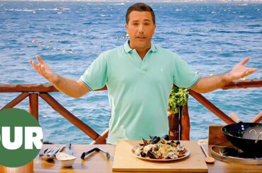 Gino's Romantic Spaghetti and Mussels in his Home Town Naples  | Gino's Italian Coastal Escape E31