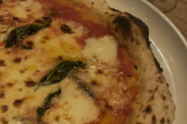 Margherita with Anchovies (yummy Spanish ones)