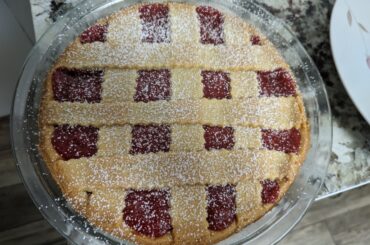 strawberry crostatta