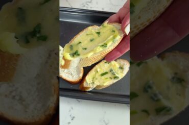 Capsicum Bruschetta - Toasted, Garlicky, and Irresistibly Sweet!