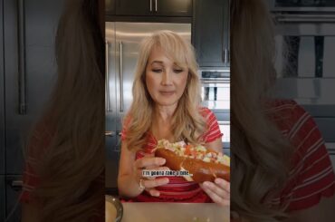 Messy sandwich...#shorts #pretzel #sandwich #salami