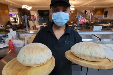 Fresh Arabic Bread Saudi Arabia Italian Restaurant Dammam City