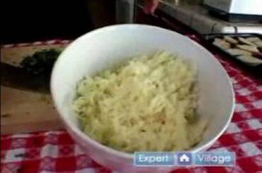 Traditional Italian Recipes : How To Add Cheese To Traditional Italian Tomato Cheese Crustinis