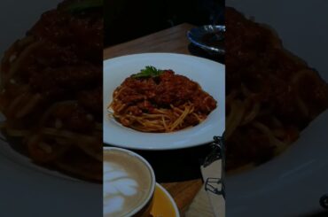 Italian street food in Dubai #italiantaste #trendingshorts #foodcravings