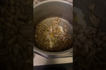 Chicken Spaghetti Recipe | Italian Cuisine Recipe in Urdu/Hindi | #spaghetti #happycookingtoyou