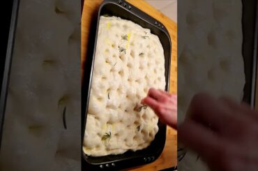 The Ultimate Focaccia Experience #recipe #focaccia #foodlanguage #bread #shorts
