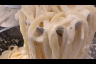 The BEST fettuccine Alfredo recipe #shorts