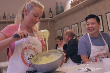 Wanna Be Italiano - Florence cooking class & market tour