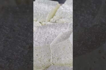 Here’s how 9 tons of #mozzarella is made in its traditional birthplace. #insiderfood #italy #cheese