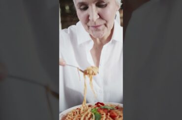 Savor the Italian Classic: Delightful Spaghetti Napoli Recipe Revealed