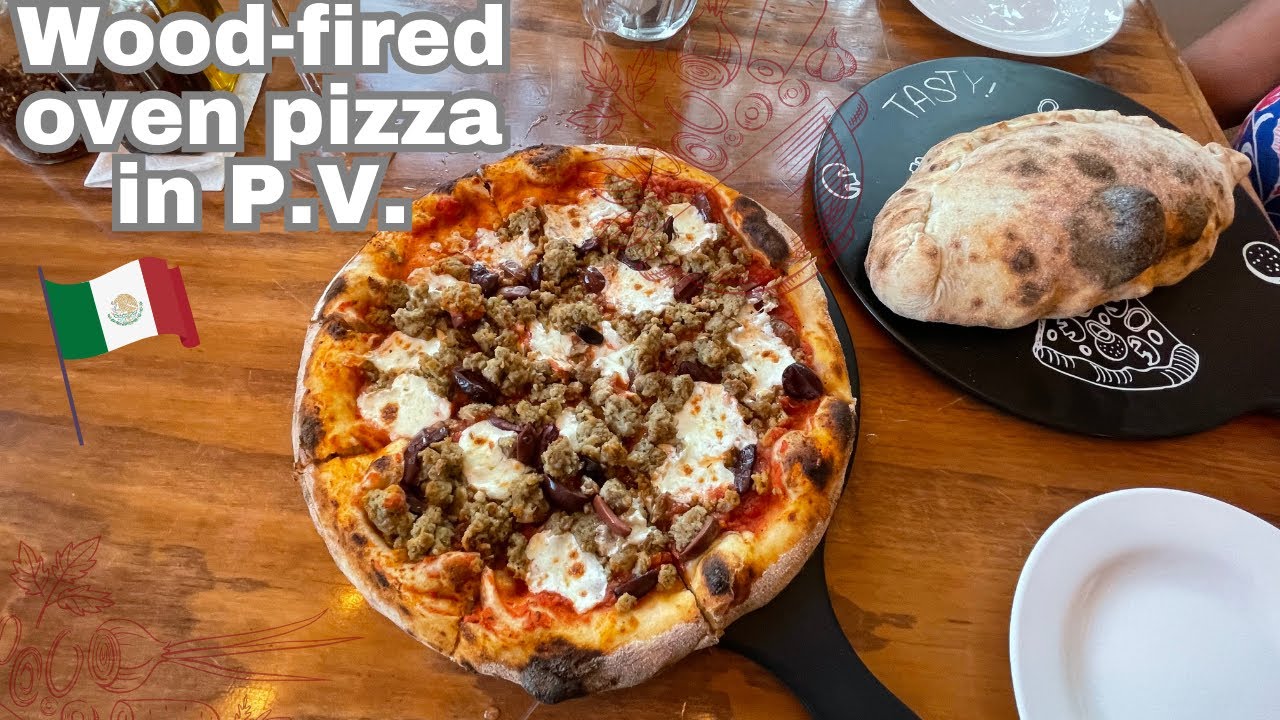 Discovery of a wood fired oven pizza restaurant in Puerto Vallarta !! Right by the beach! Discovery of a wood fired oven pizza restaurant in Puerto Vallarta !! Right by the beach!