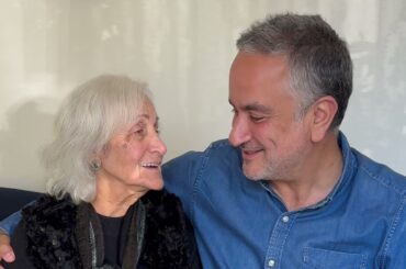 Sydney Day 3: Delicious Breakfast, The Market, Meat & Wine Co, Experience, Dark Spectrum Vivid Show