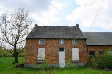 CAUGHT BY ANGRY FARMER INSIDE UNTOUCHED ABANDONED HOUSE