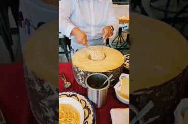Cheese Wheel Cacio E Pepe Pasta! Cool Dining Experience at Eataly LA