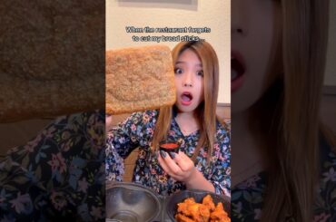 WHEN MOM GETS HUNGRY AT PIZZA HUT... #shorts #mukbang #viral