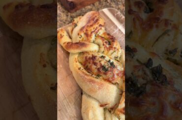 This garlic butter sourdough bread was so delicious! Recipe in comments #sourdoughrecipe