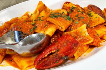 Paccheri con Aragosta (Paccheri pasta with Lobster) at Ristorante “Da Vito” in Senori, Sardinia 🦞