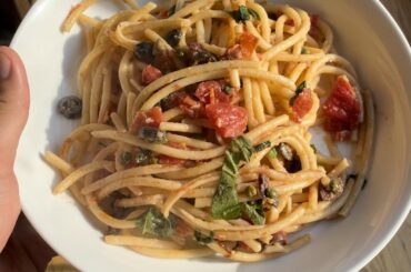 Bucatini alla Puttanesca