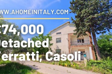 Detached house with a garage and olive grove in a beautiful location.