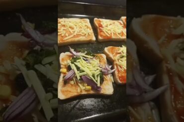 How to Make #pizzabreadrecipe #pizza #foodie #design #cooking #pakistan #pizzalover #recipe