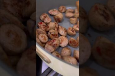 How to make 4-Ingredient Sausage Boursin Bruschetta Pasta