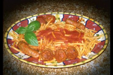 How to Make Nanny's Recipe for Italian Sunday Sauce (Gravy)