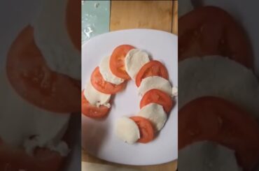 caprese italian recipe/recipe Buffalo mozzarella/cheese recipe/#cooking #cheese #mozzarella #cuisine