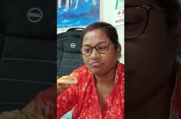 Delicious pizza eating video #food #pizza #foodie #shorts #short