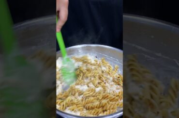 Cheesy White Sauce Pasta ASMR #short #asmr #food #cooking #pasta #streetfood
