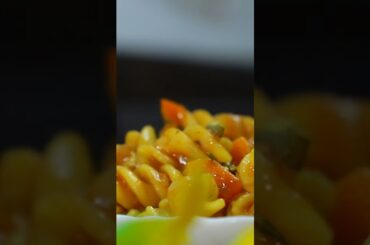 #pasta sauce pasta recipe#hrt video pasta# esti pasta #nida restaurant style tere vaste
