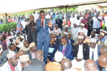 Bobi Wine Akyankalanyiza Okuzika Kwa Hajji Hussein Kyanjo e Bukomamsimbi