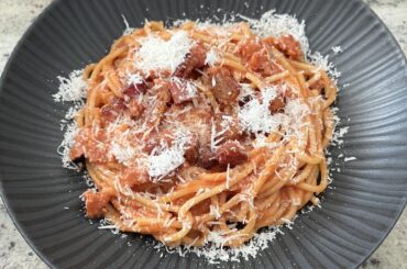 Spaghettoni alla Zozzona