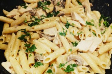 Chicken Mushroom Pasta in creamy white wine sauce