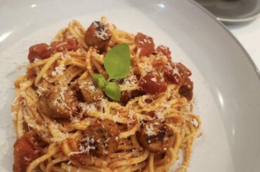 Chicken sausage and sun-dried tomato spaghetti