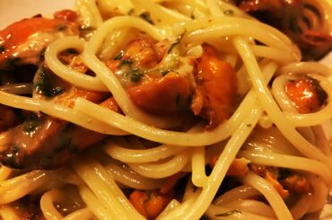 Spaghetti with chanterelles, thyme, butter, and Parmigiano