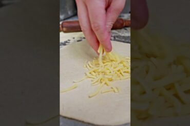 Italian Food Adventure: Join Us as We Discover Our Friends' Charming Little Takeaway!