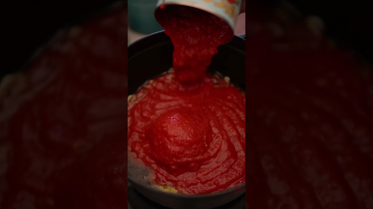 Pan-Fried Pizza Baos #food #shorts #willitdumpling Pan-Fried Pizza Baos #food #shorts #willitdumpling