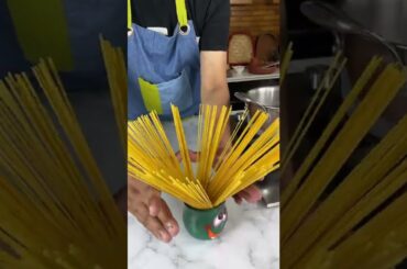 Aglio E Olio short | Italian pasta recipe | Quick Italian pasta recipe