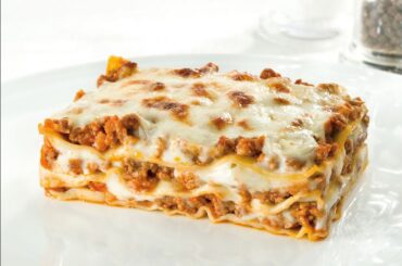 "Lasagna alla Bolognese: A Masterpiece of Italian Cuisine."