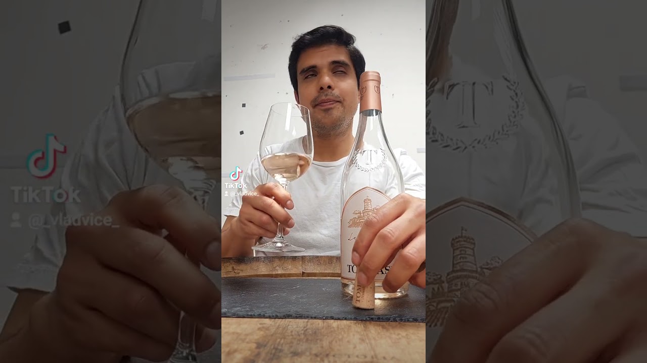 Le Fornaci 2022 by Tommasi from Lake Garda, Veneto, Italy Le Fornaci 2022 by Tommasi from Lake Garda, Veneto, Italy