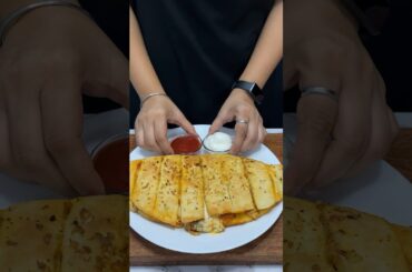 Cheesy Garlic Bread ASMR Cooking #shorts #food #cooking #asmr #indianasmrworld #garlicbread