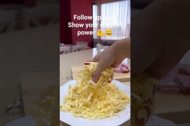 Pizzas recipe at home #youtubeshort #viralreels #cooking #food #foodshortvideo #devourpower