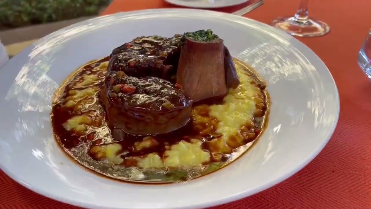 Ossobucco and Veal Parmigiana @wynnlasvegas #shorts #encore #dining #Sinatra #Vegas Ossobucco and Veal Parmigiana @wynnlasvegas #shorts #encore #dining #Sinatra #Vegas