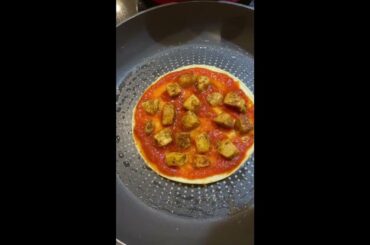 Chicken Pizza Recipe | Chicken Tikka Pizza | Pizza Recipe Without Oven