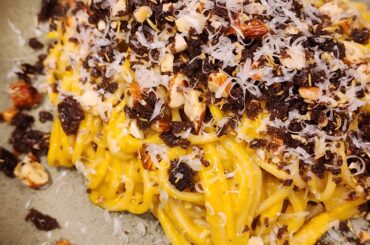 Pumpkin and leek spaghetti with rye, rosemary and smoked almond pangrattato