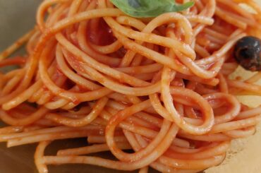 Spaghettoni alla puttanesca