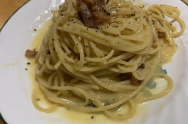 Carbonara. Please roast me gently.
