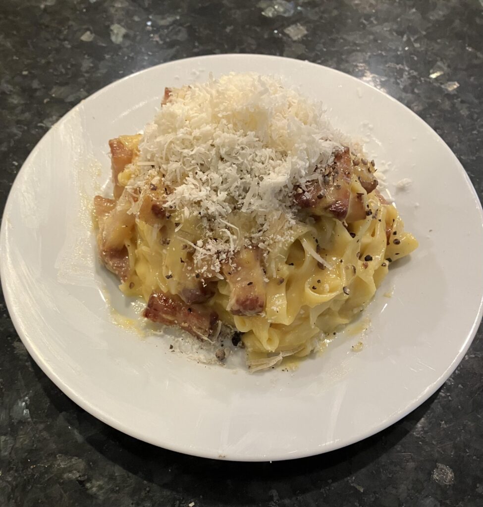 I remade traditional Carbonara but with a thicker sauce and more Guanciale.