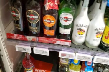 ROME ITALY - supermarket FOOD COSTS tour 2022 How expensive ?